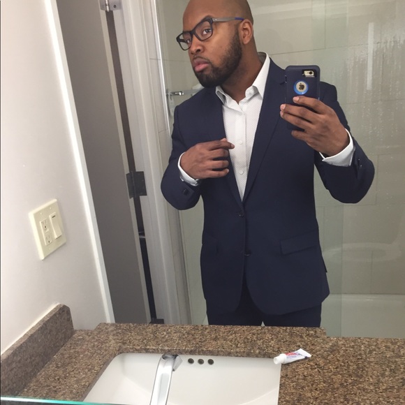 Meet your Posher, Mariano - Picture 1 of 1